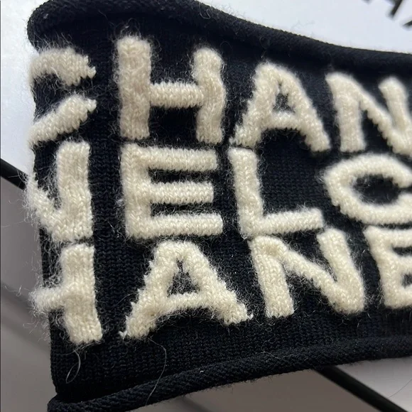 CHANEL Black and Cream Headband - Picture 14 of 17